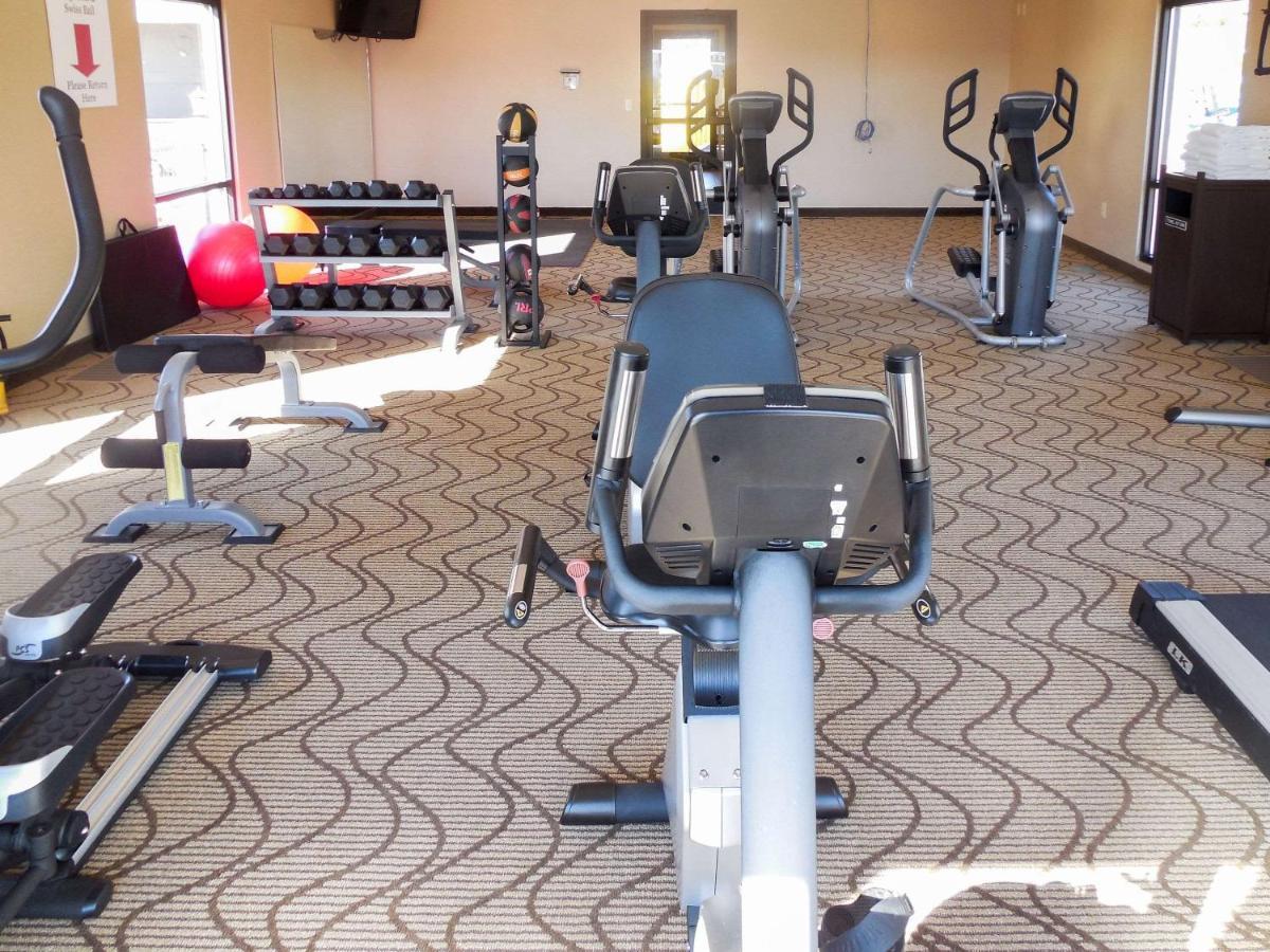 Giles Hotel Inn And Suites Pulaski Экстерьер фото