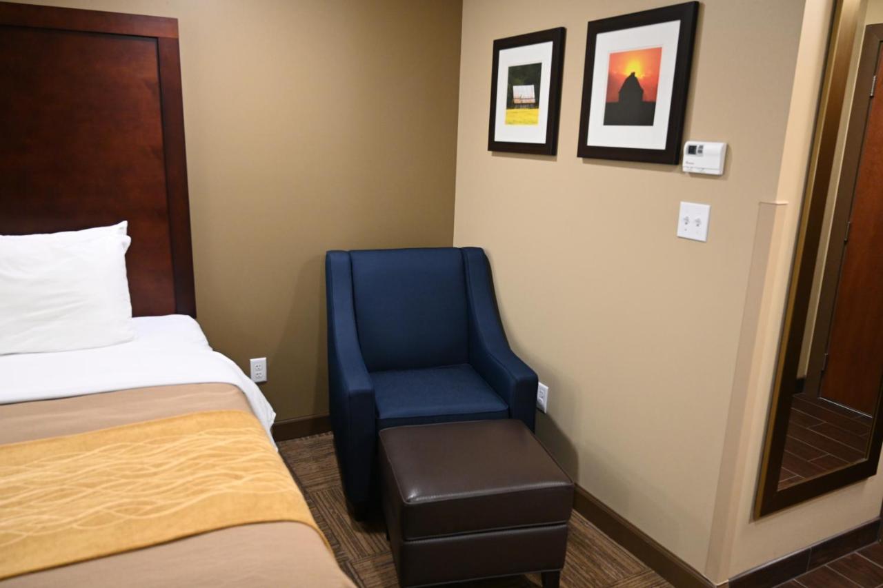 Giles Hotel Inn And Suites Pulaski Экстерьер фото