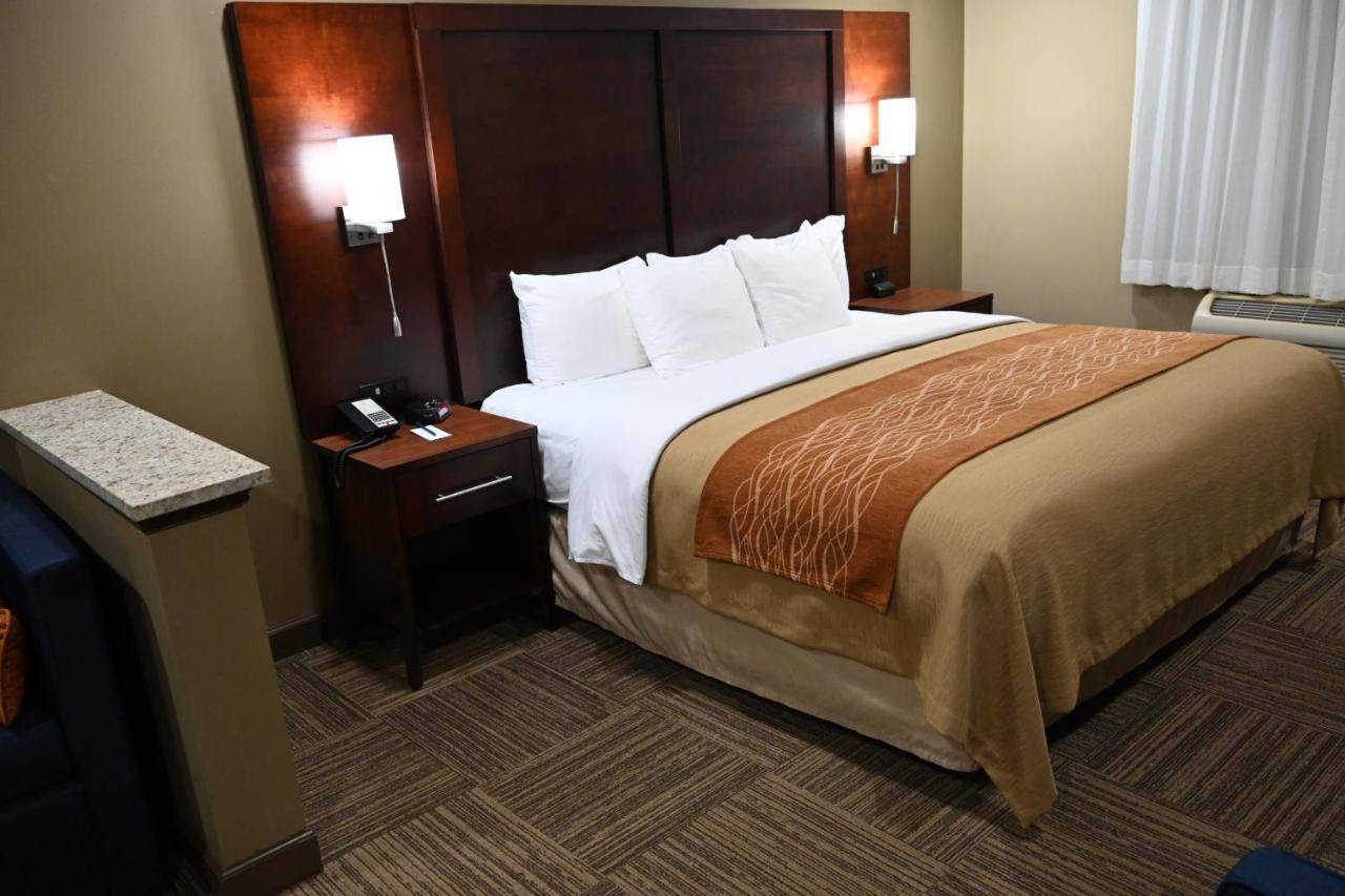 Giles Hotel Inn And Suites Pulaski Экстерьер фото